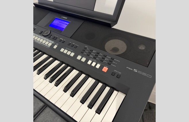 Yamaha PSR-S650 Keyboard, Used (SN:BBRY01213) - Image 5